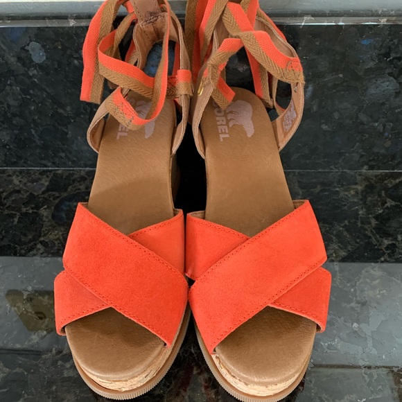 Sorel Joanie 11 High Ankle Wedge Orange Suede Laceup Sandals Size 6, Like New - Picture 6 of 10